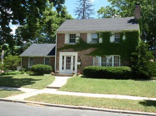 3012 N 70th St, Milwaukee, WI 53210