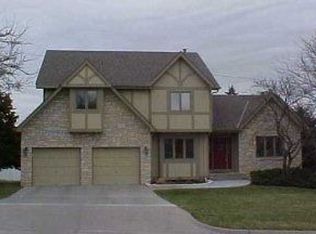 1612 Lisa Ln, Manhattan, KS 66503