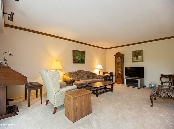 3rd image of 111 S Baybrook Dr Unit 412D