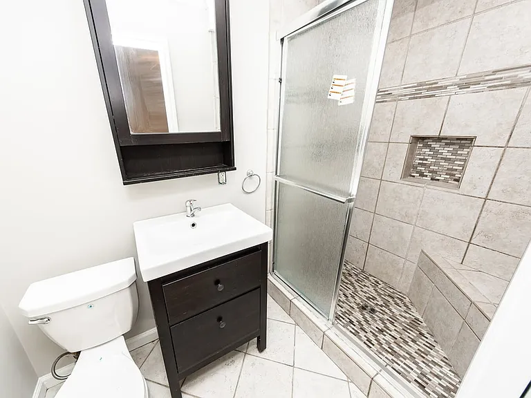 838 Fred St — Photo 33