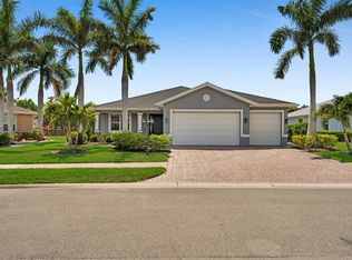 271 Destiny Cir, Cape Coral, FL 33990