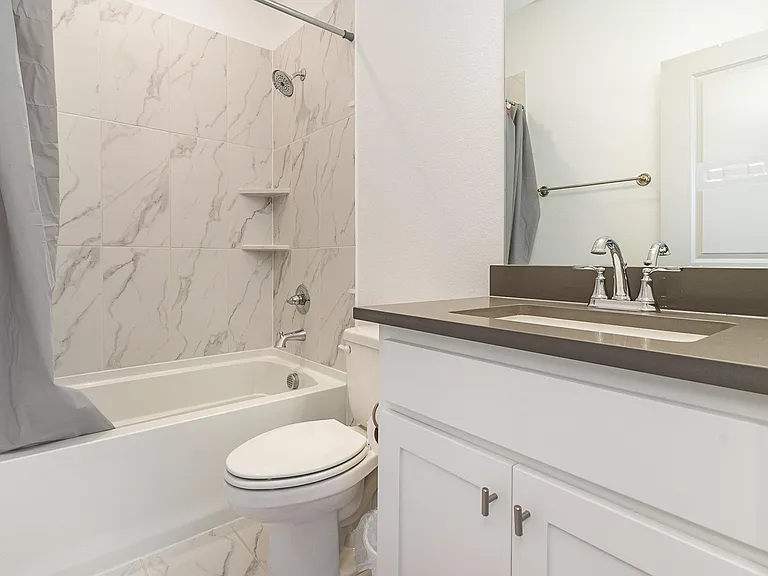 681 Claire Ln — Photo 26