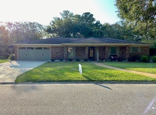 2361 Sandalwood Pl, Gautier, MS 39553