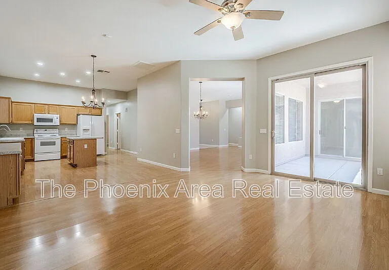 3355 E Los Altos Rd — Photo 15
