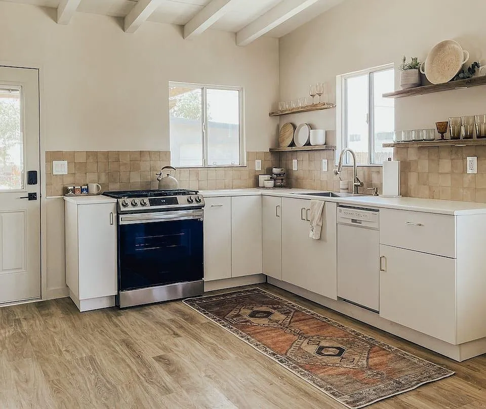 6125 Mojave Ave — Photo 4
