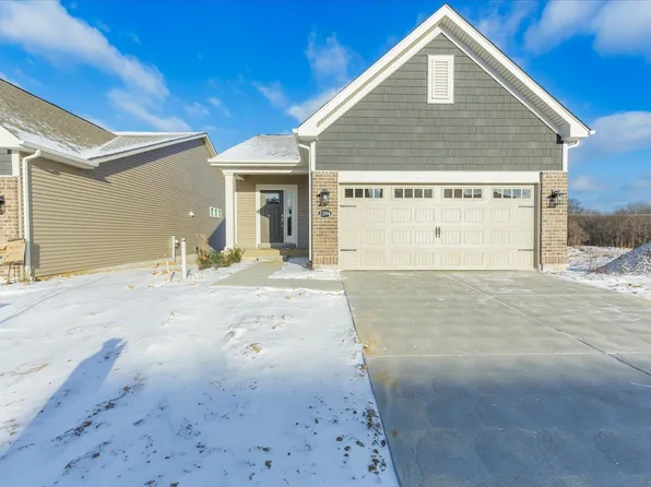 2394 Windswept Farms Dr, Eureka, MO 63025