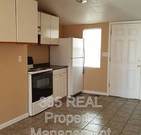 3rd image of 242 16th Ave #A