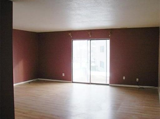 3rd image of 8 Thayer Pond Dr #4