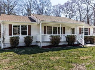 242 Fairview Rd, Louisa, VA 23093