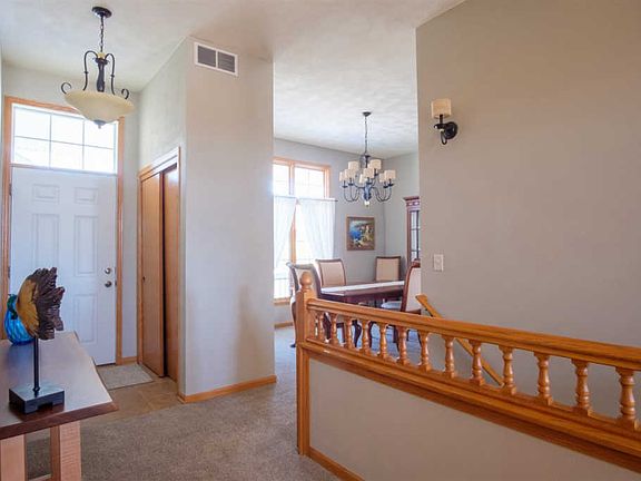 3rd image of 6027 Highland Meadows Dr