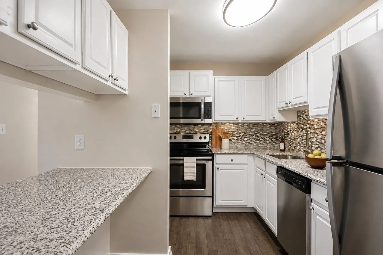 Silver Spring Station Apartment Homes — Photo 3