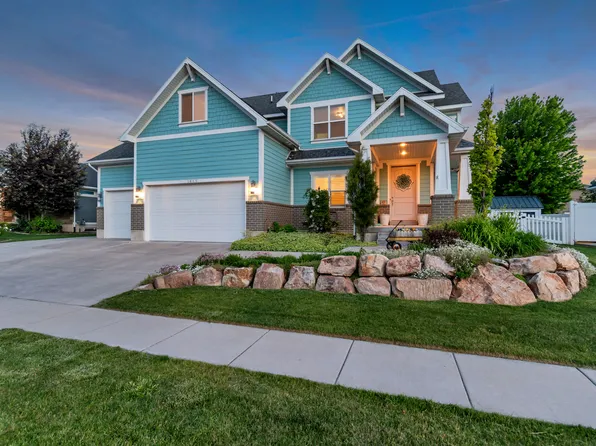 1869 W Hollybrook Way Way N, Farmington, UT 84025