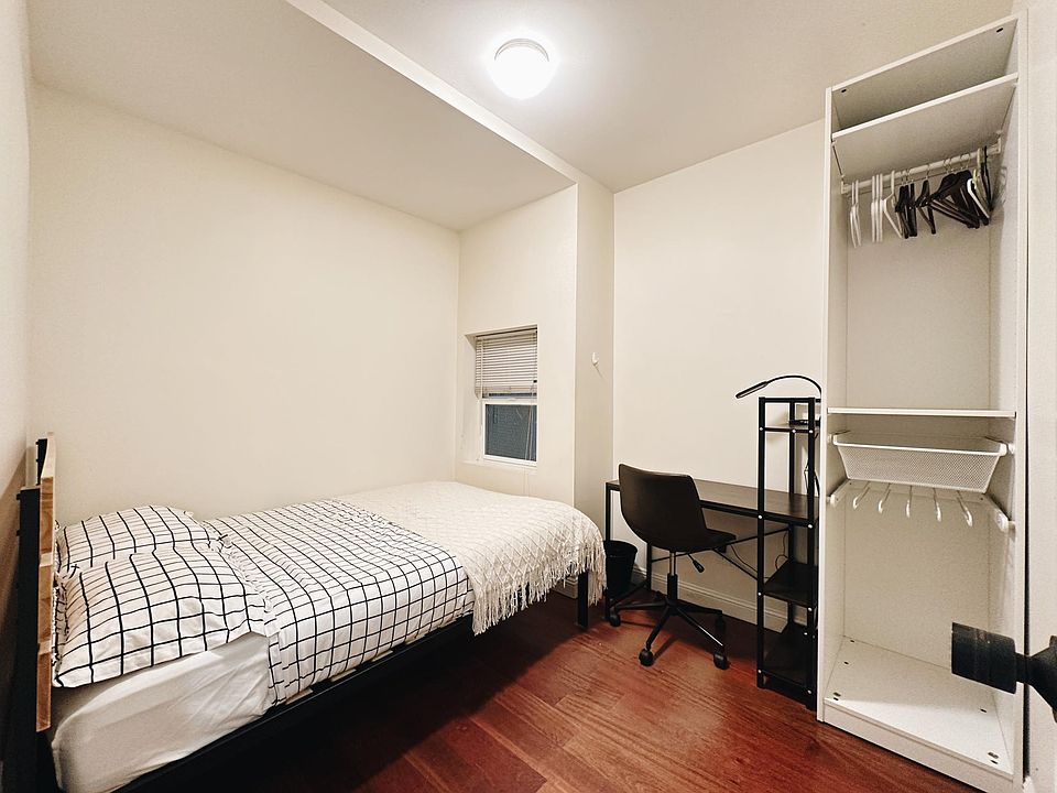 1st image of 1551 Larkin St Room 12