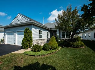 9 Vineyard Ct, Monroe Township, NJ 08831