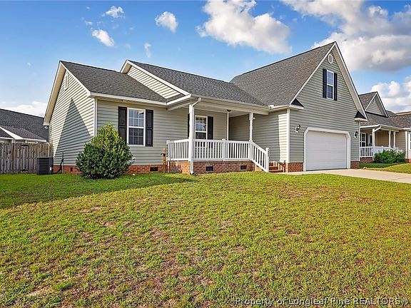 2nd image of 1482 Avoncroft Dr