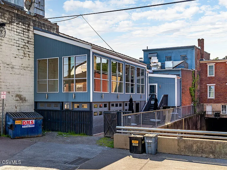 494 Mill St — Photo 32