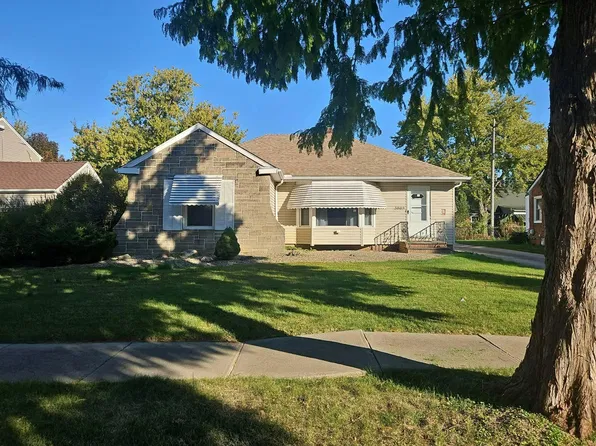 3809 Warrendale Rd, South Euclid, OH 44118