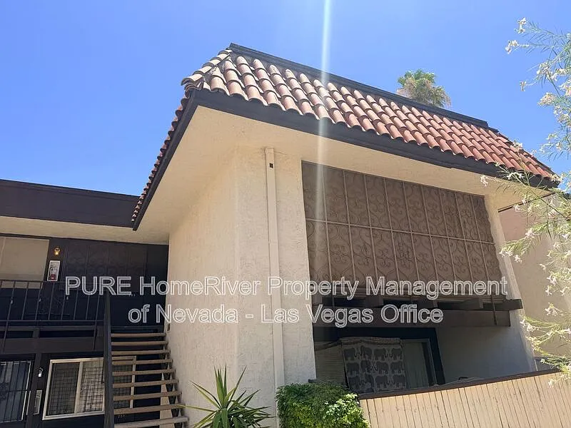 1405 Vegas Valley Dr #252-bldg 25
