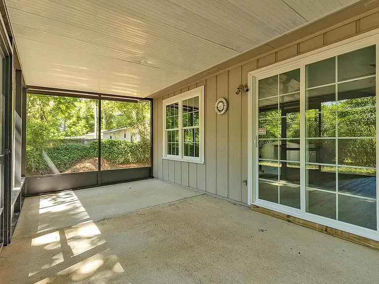 5556 Split Oak Ct — Photo 17
