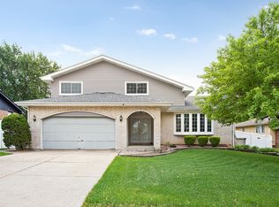 13129 Woodland Dr, Homer Glen, IL 60491