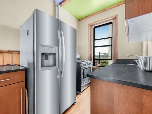 110 Cambridge Place image 10 of 14