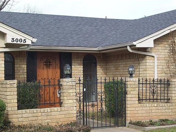 2nd image of 3005 S Murco Dr