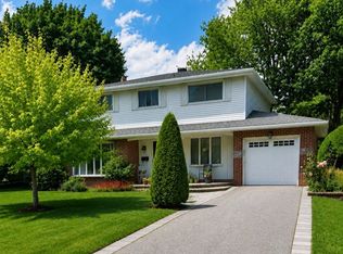 14 Apple Orchard Path, Markham, ON L3T 3B6