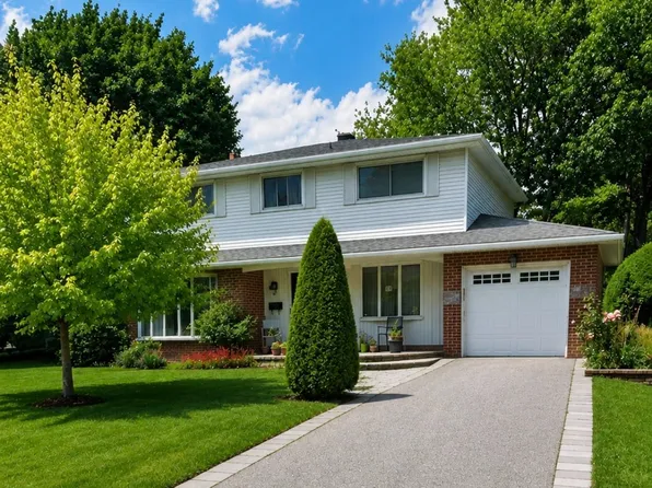 14 Apple Orchard Path, Markham, ON L3T 3B6