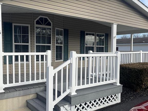 5th image of 713 Farmland Way