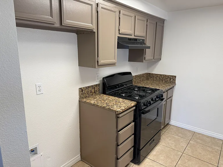 12009 Aspen Cir — Photo 15