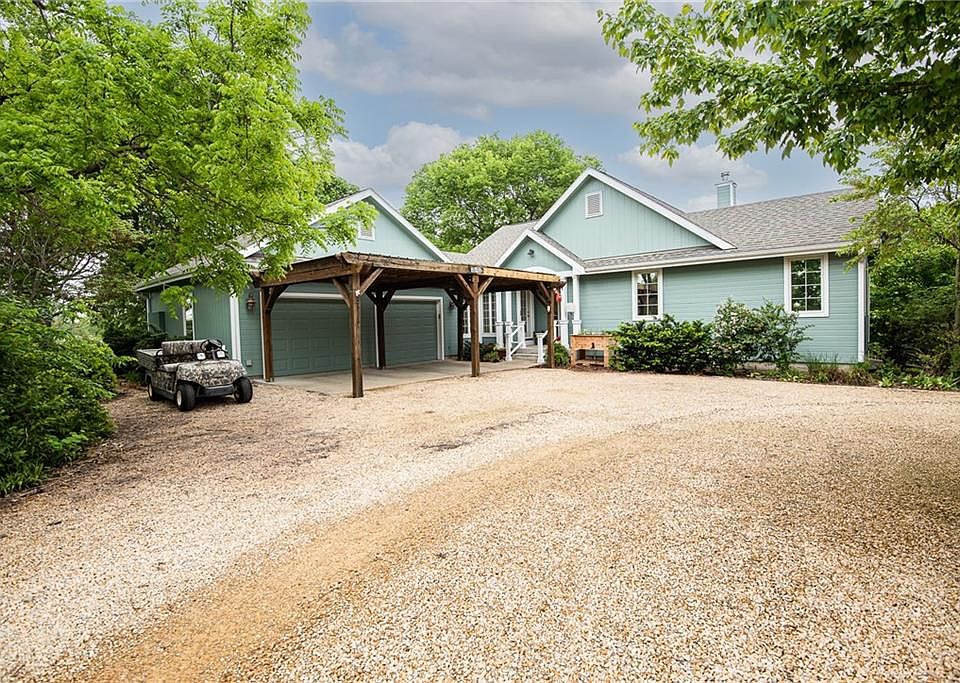 6826 SE Stubbs Rd, Berryton, KS 66409 Zillow