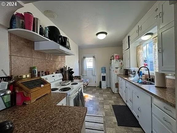 5th image of 2848 7th St