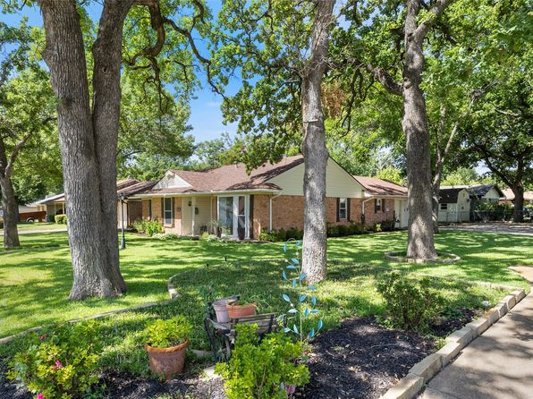 519 Staffordshire Dr