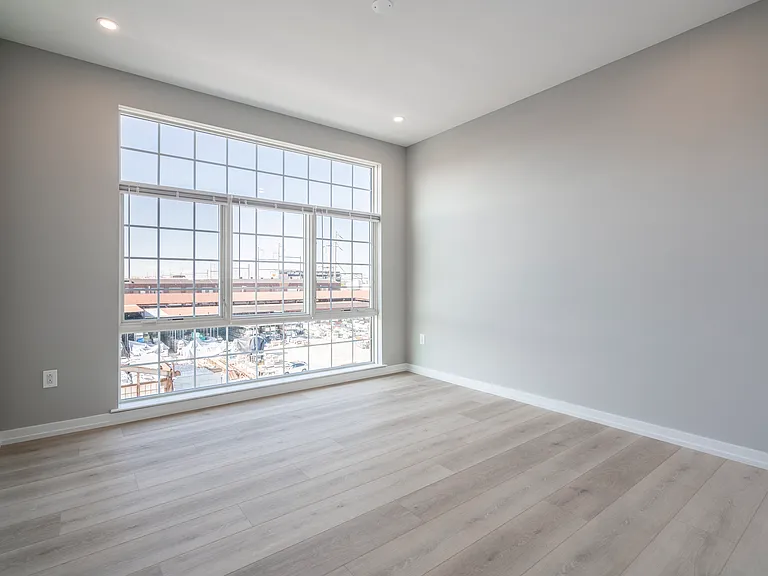 2401 Washington Ave — Photo 62