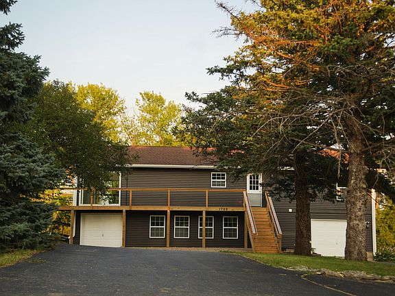 3rd image of 1722 Baintree Rd