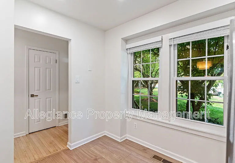6630 Medinah Ln — Photo 8