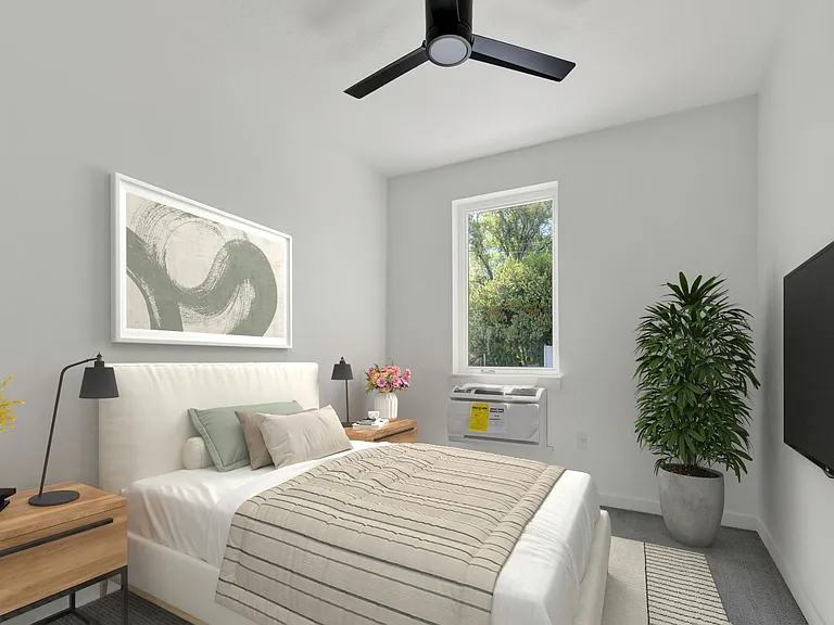 Veazey Park Apartments — Photo 18