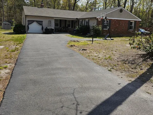 41 Holly Park Dr, Tabernacle, NJ 08088