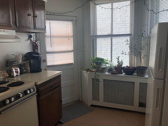 4th image of 44 S Morton Ave APT 2