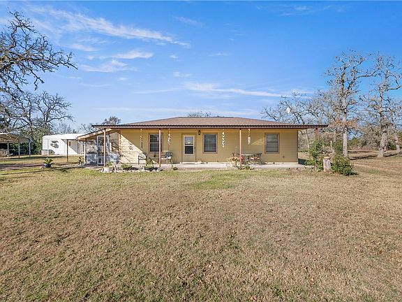 2nd image of 508 Lakeview Loop