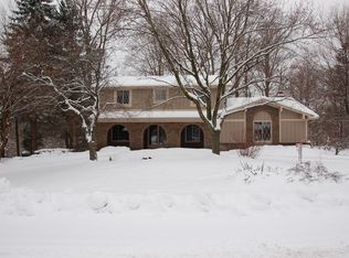 21757 Parklane Rd, Farmington Hills, MI 48335