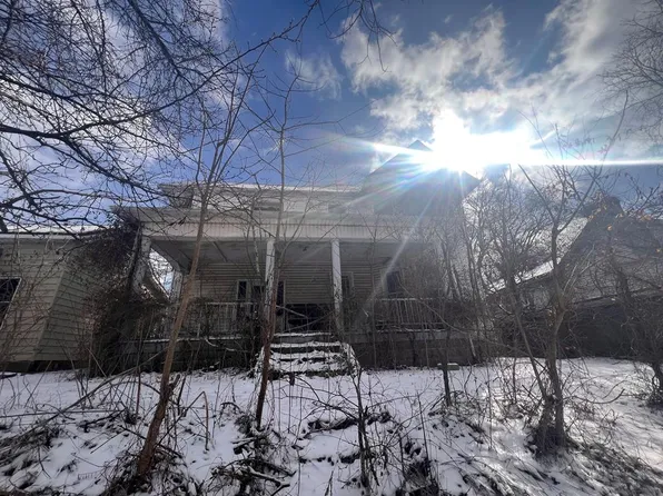113 Main St, Middlebourne, WV 26149
