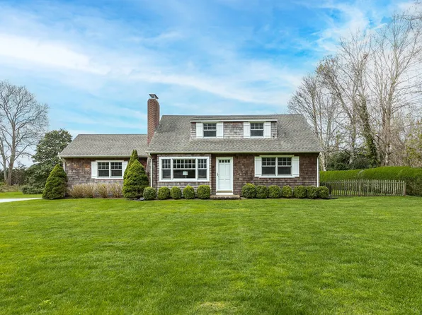 50 Sayres Path, East Hampton, NY 11937