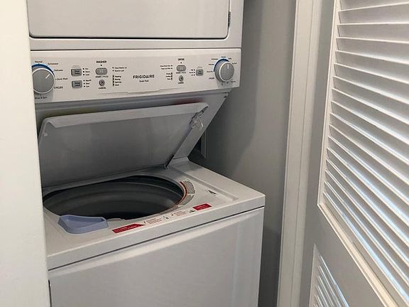 3rd image of 221 Monticello Ave #1404A