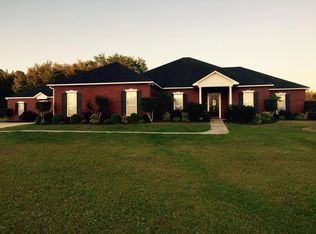 14510 Constitution Rd, Moss Point, MS 39562