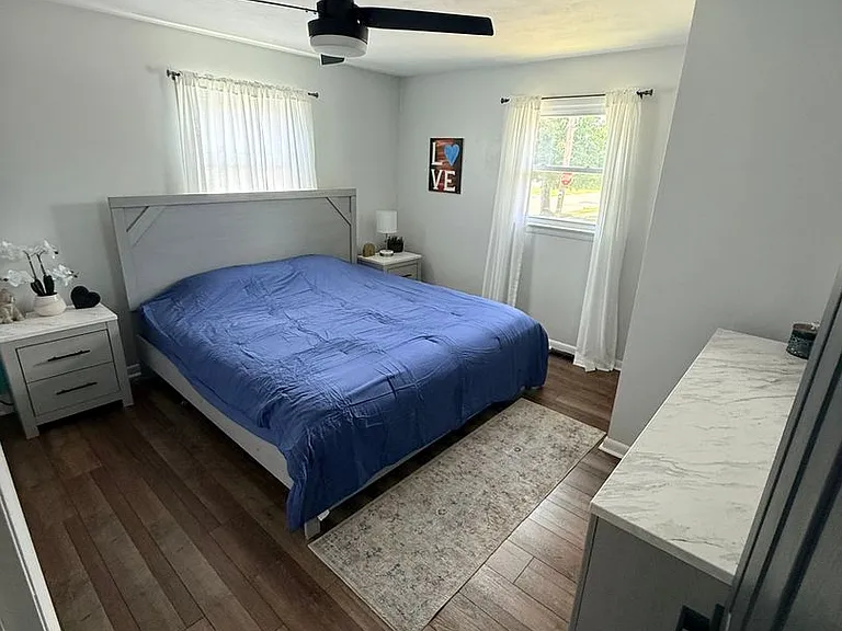 1530 Cottage Ave — Photo 3