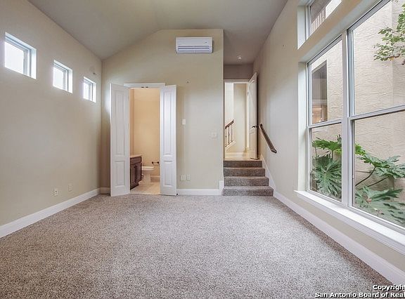 4th image of 137 Stone Hill Dr
