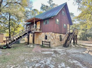 725 E Jp Jones St, Geneva, AL 36340