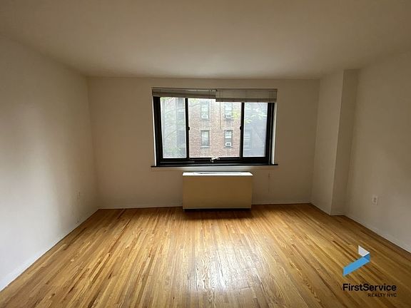 2nd image of 207 E 27th St APT 3D