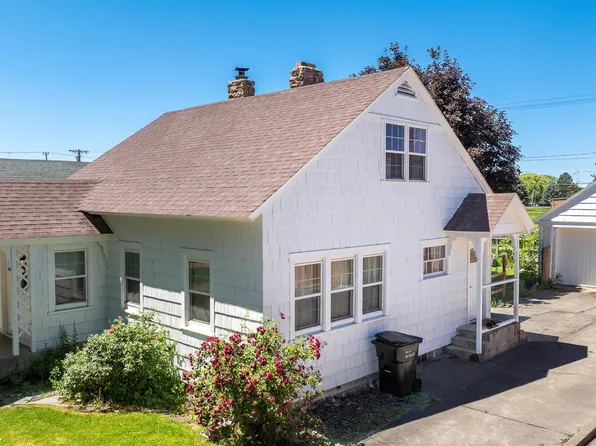 1518 Burton Ave, Burley, ID 83318